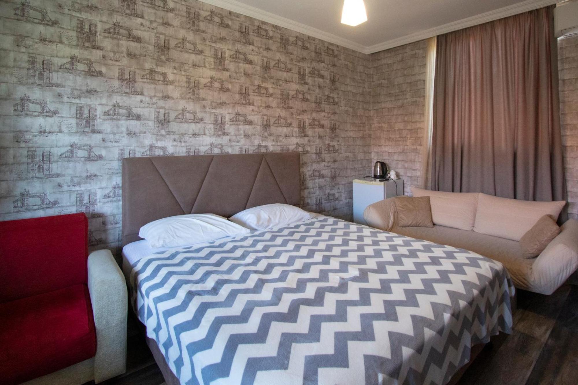 Hotel Smile Kobuleti Bagian luar foto